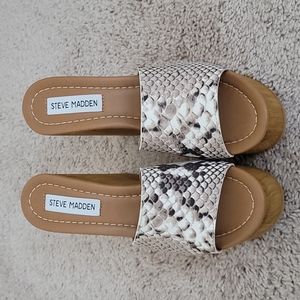 Steve Madden Sandra wedges